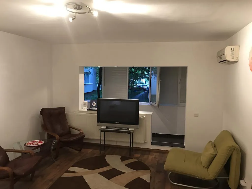 Studio Adrian Daire Bükreş Romanya